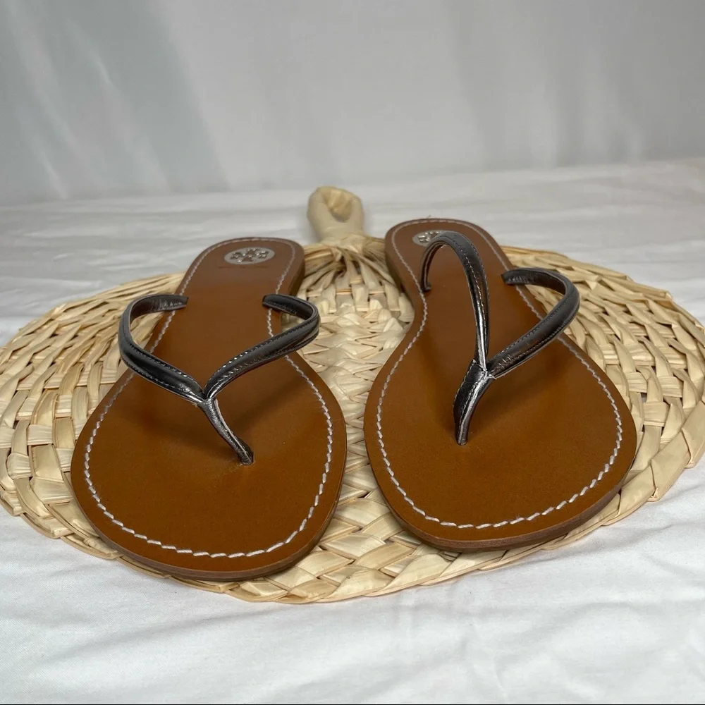 NEW Tory Burch Abitha Flip Flop Sandals 11 Pewter Mirror Metallic Leather Silver - Picture 10 of 10